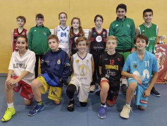 Gran nivel en el primer torneo navideño minibasket en Cáceres