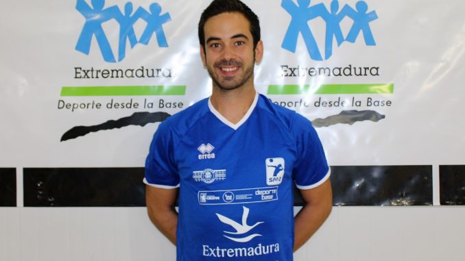 Alejandro Sánchez Rebollo renueva con el Extremadura Cáceres Patrimonio de la Humanidad de Voleibol