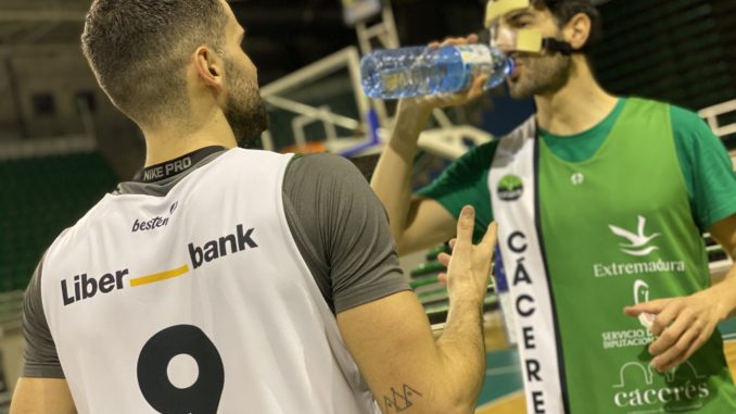 Confraternización entre clubes, y Liberbank